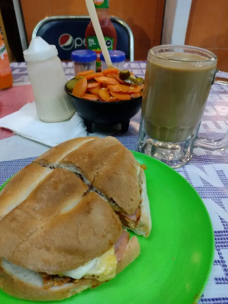Cafetería Rosa Blanca