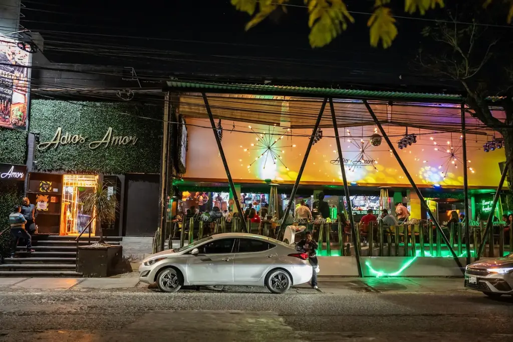 Cantina adiós amor