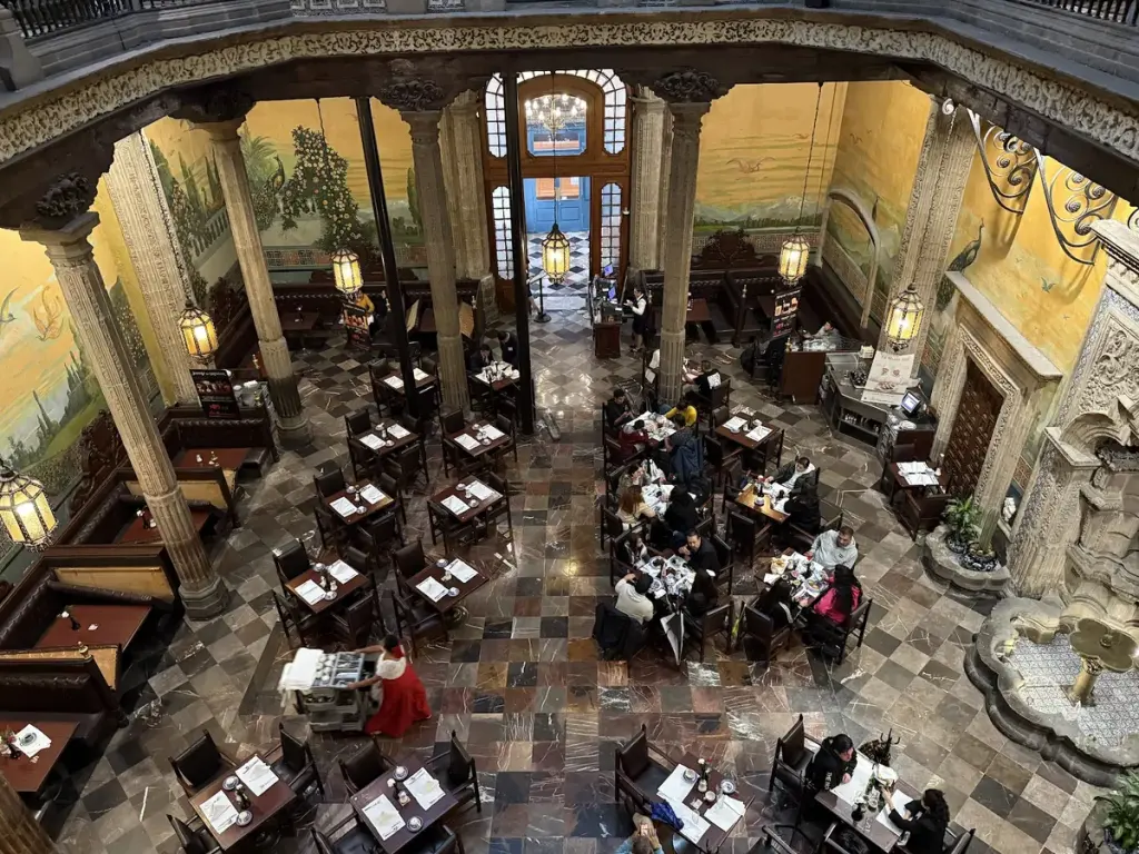 Casa de los Azulejos