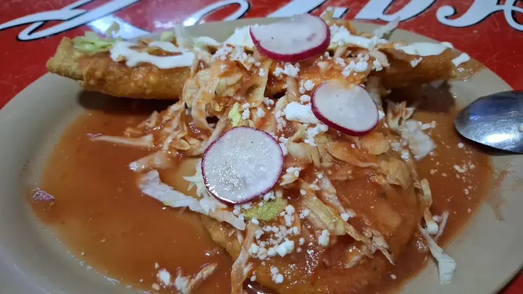 Cenaduría las Piñatas