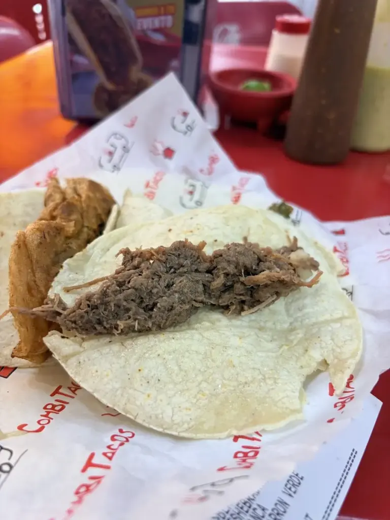 Combi Tacos Leones