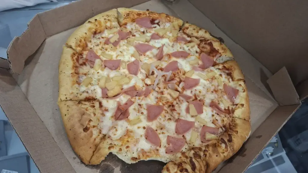 Domino's Plaza Dorada