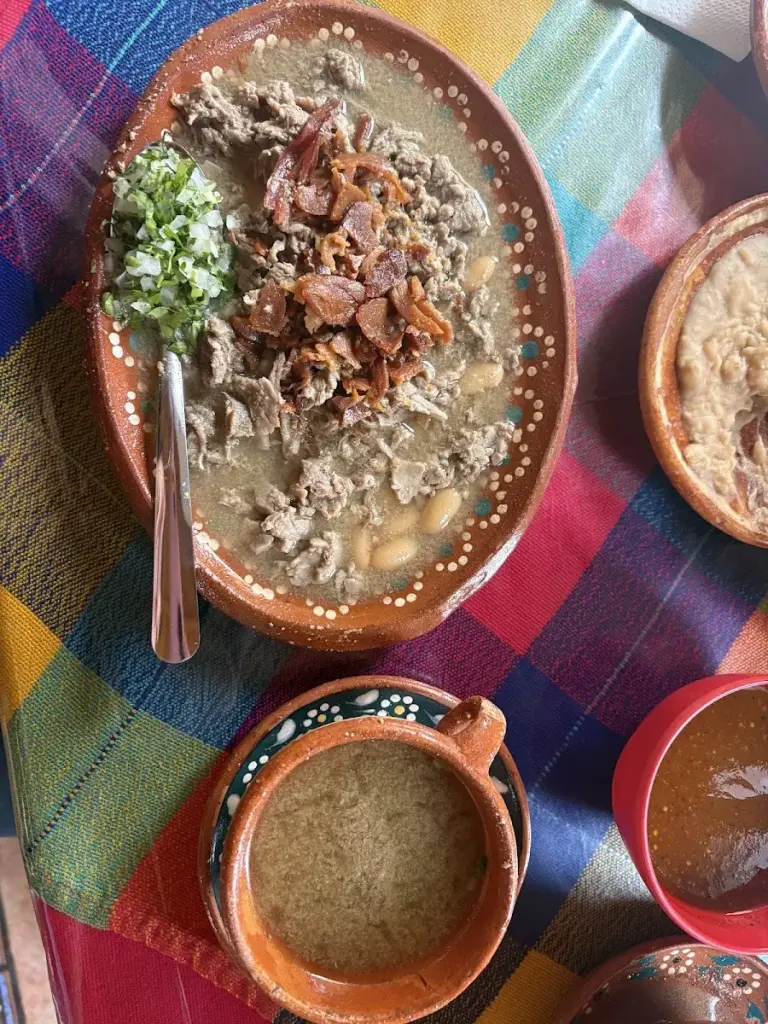 Karnes En Su Jugo - Jardines