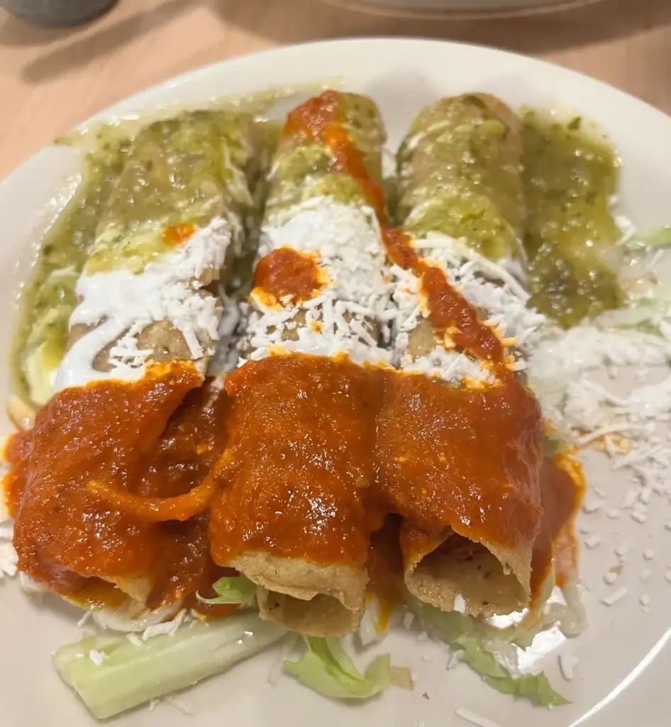 La Tía