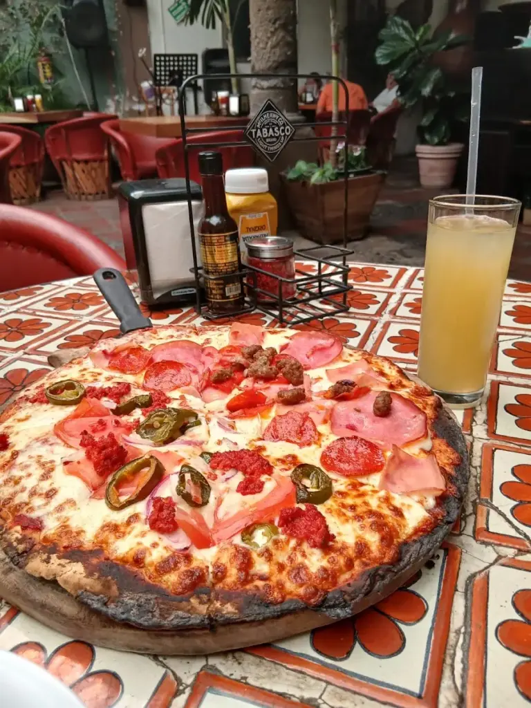 La Valentina Tlaquepaque Pizzas a La Leña