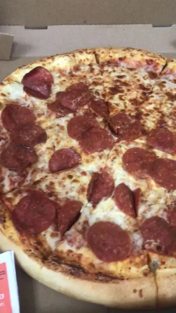 Little Caesars La Fama