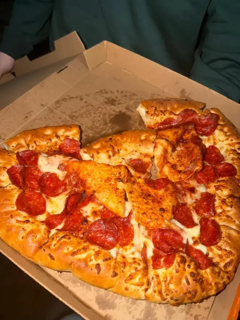 Little Caesars Suc . Mitras