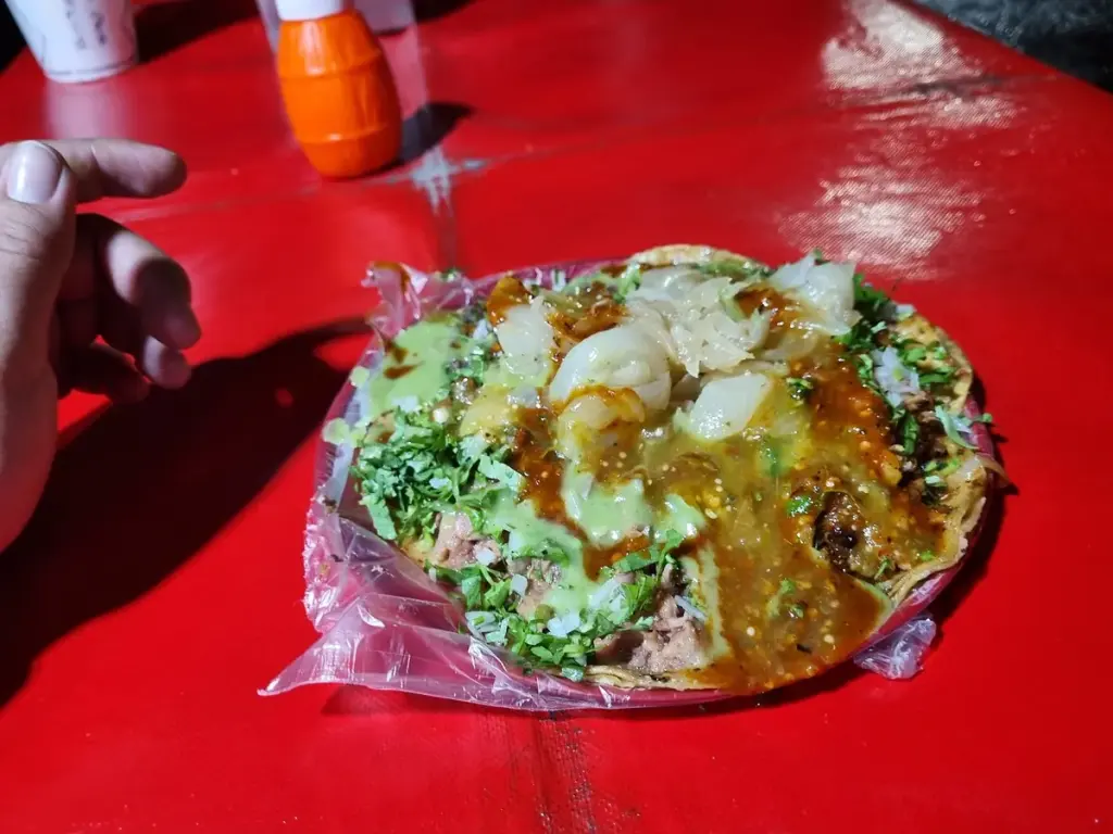 LOS CUÑADOS TACOS