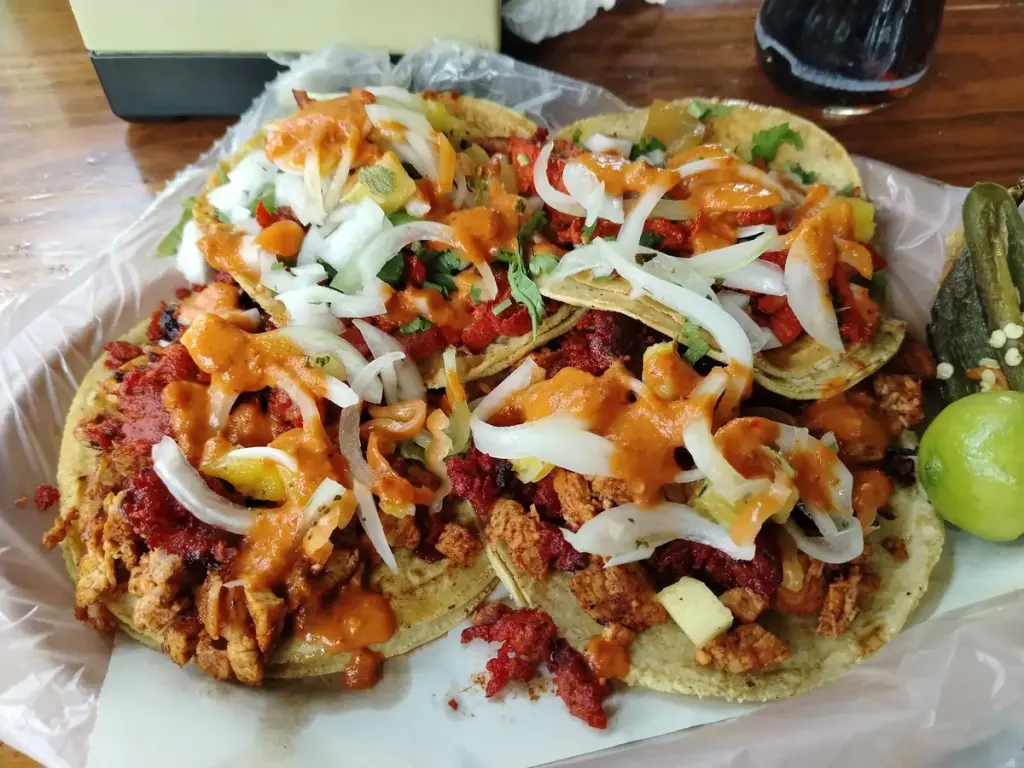 Los Mixiotes Taquería Av. Hidalgo