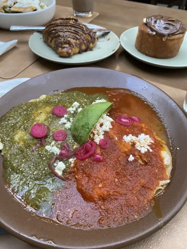 Madelina Cocina & Pan