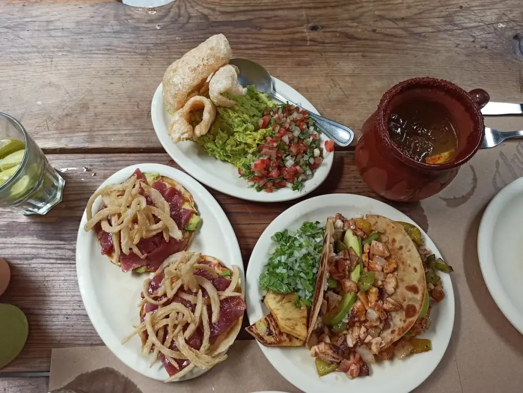 Mercado cañitas