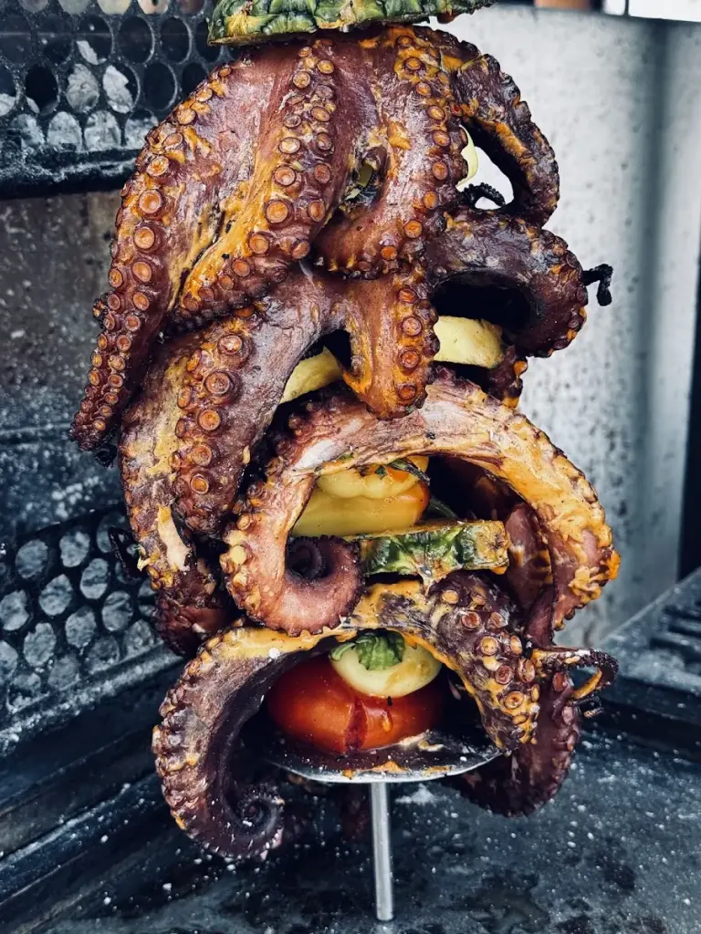 Mono de Mar