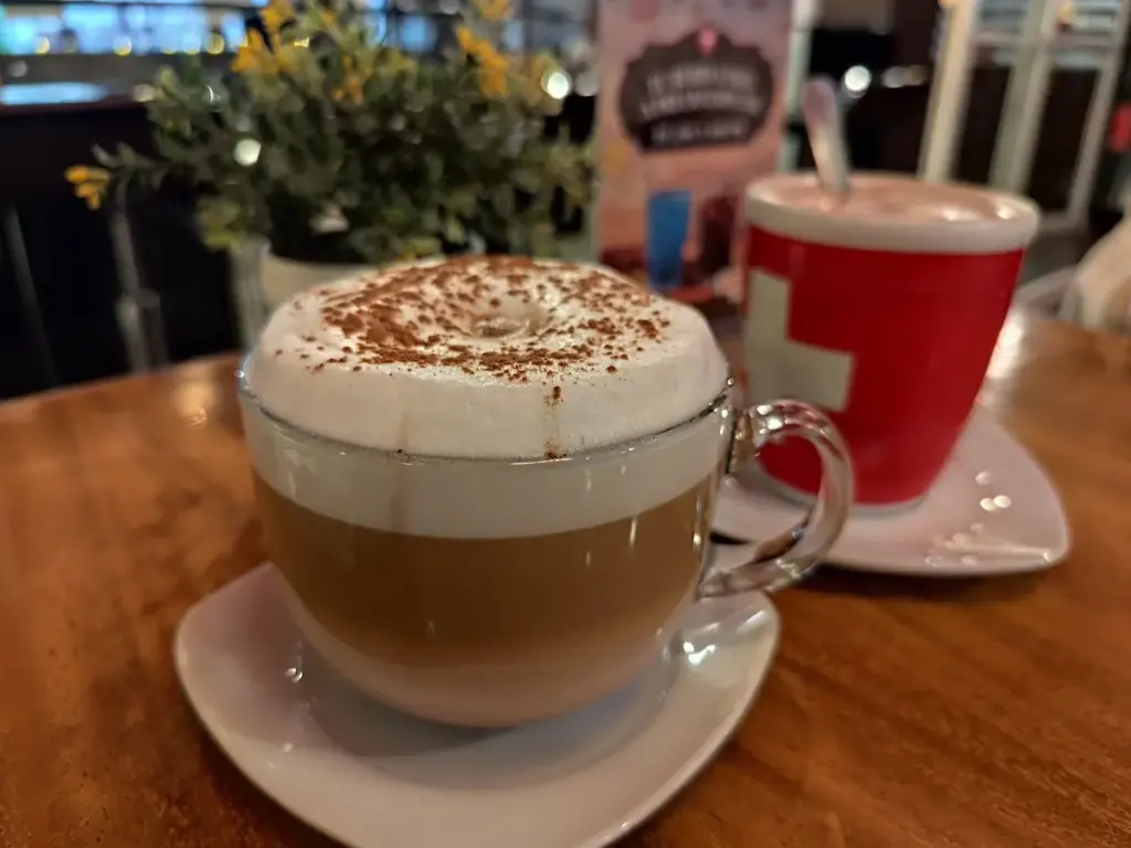 Paradeplatz Café