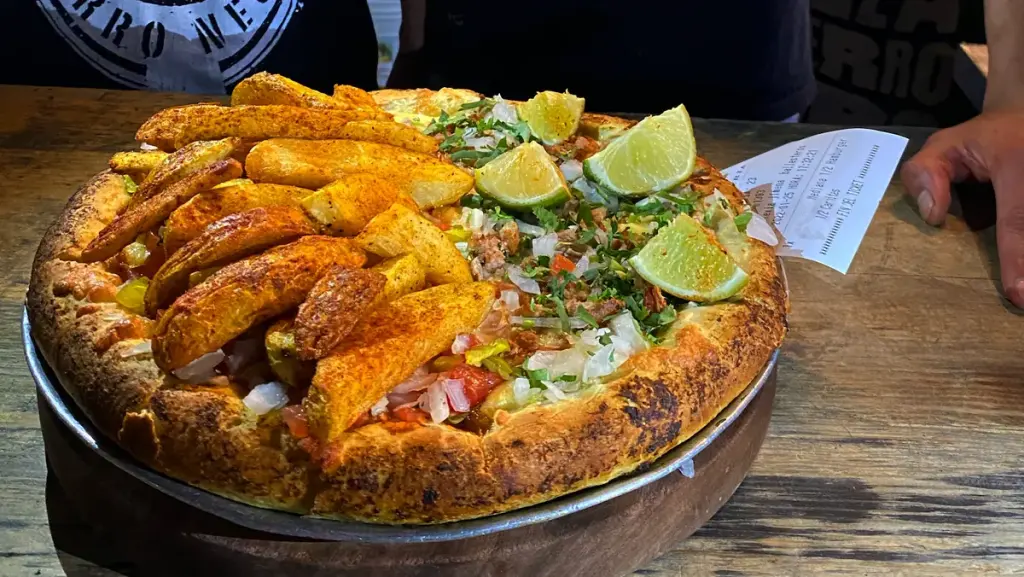 Pizza del Perro Negro 3 Cruces