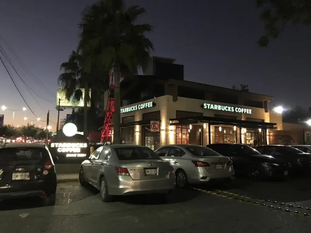 Starbucks Constitución DT