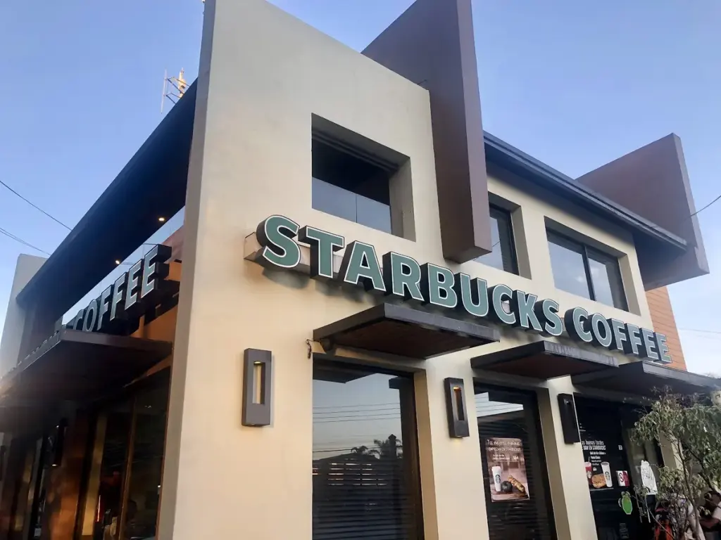 Starbucks Mariano Otero DT