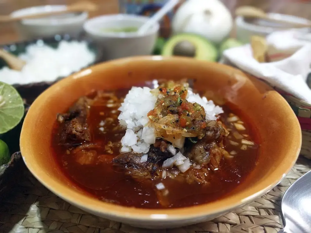 Tacos Y Birria "El Güero"