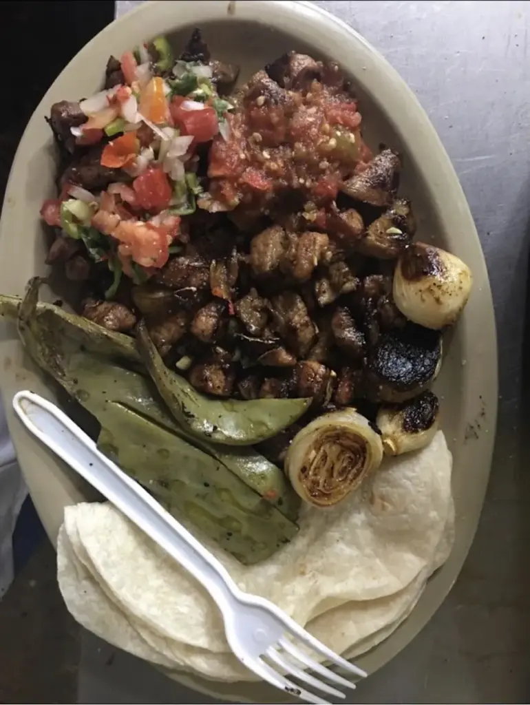 Taquería " Los Güeros " Sucursal Aragón