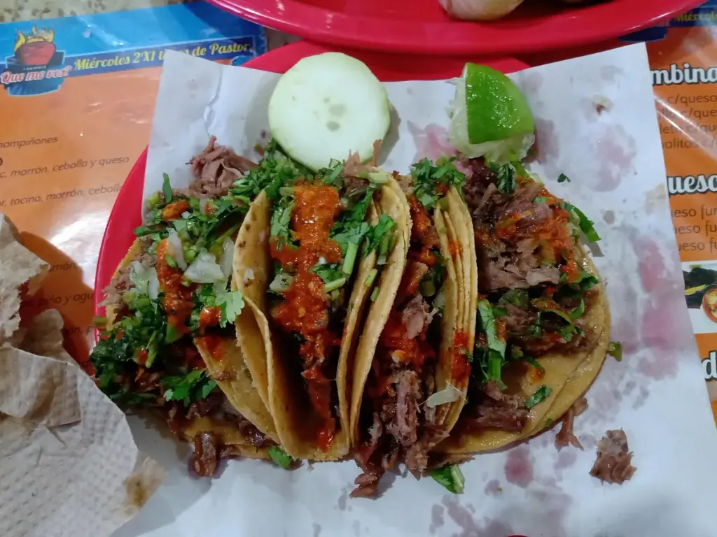Taquería "Qué me ves"