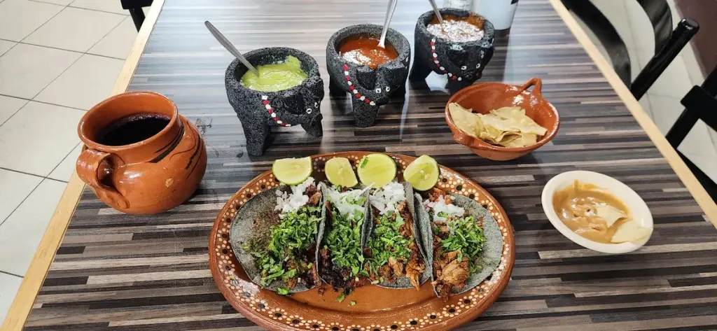 Taquería Revolución