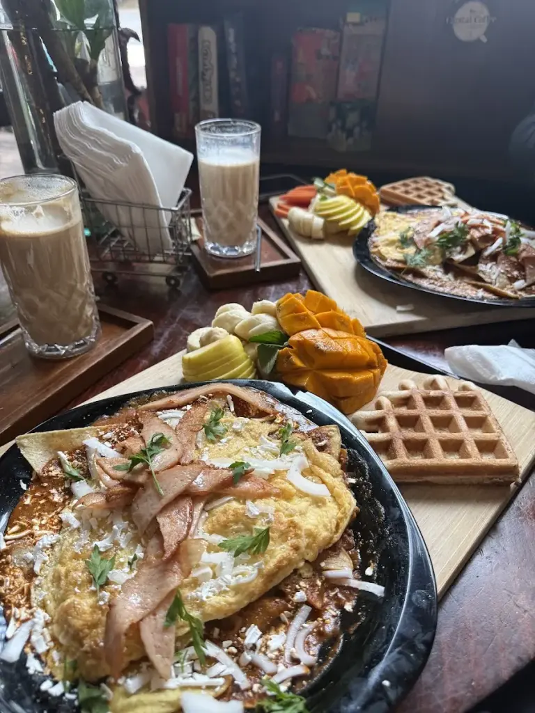 The Capital Coffee / Café * Brunch * Wine CDMX