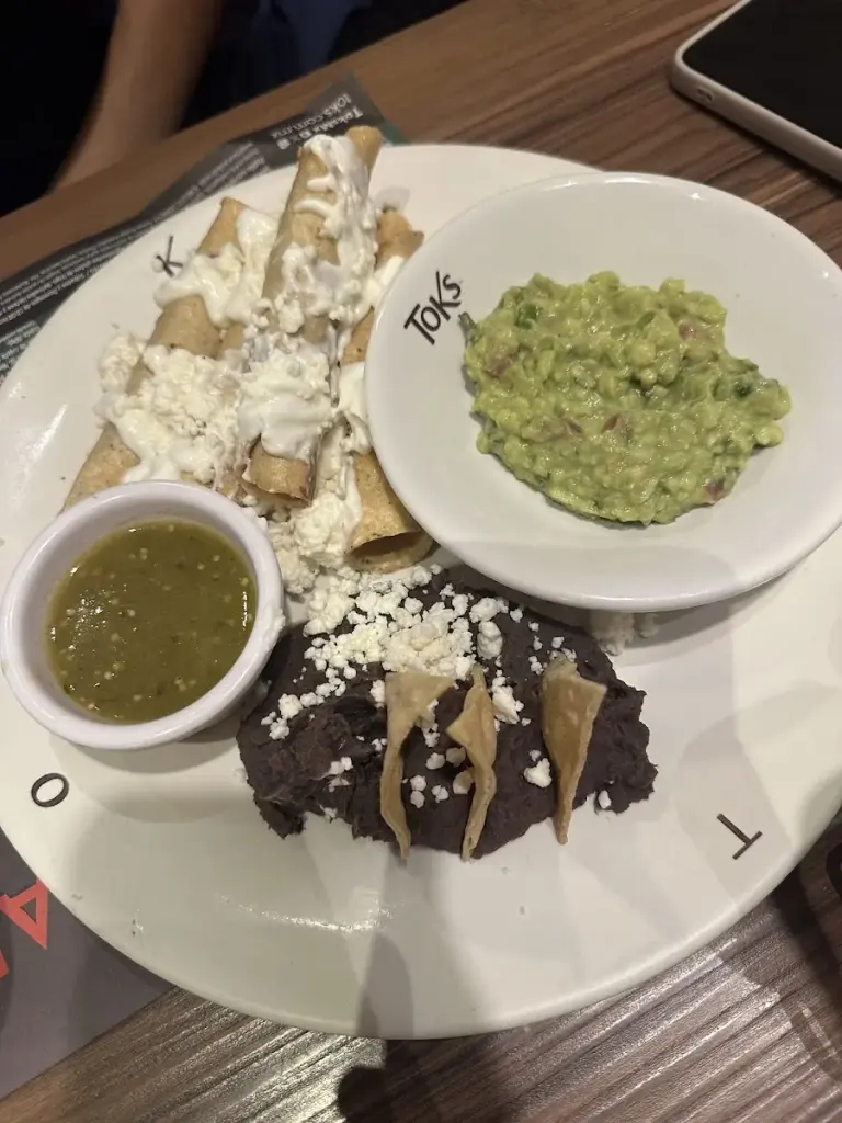 Toks Patio Tlalpan