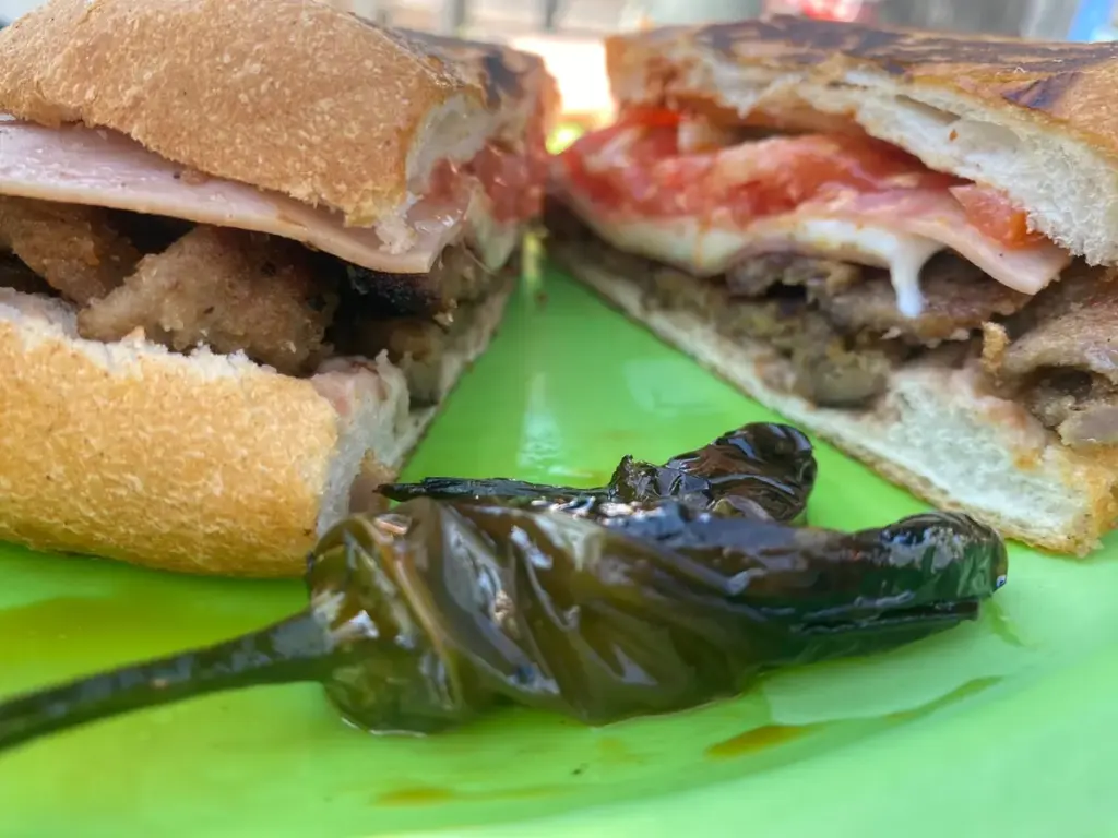 Tortas La Güera Queretana Suc. Bernardo Quintana