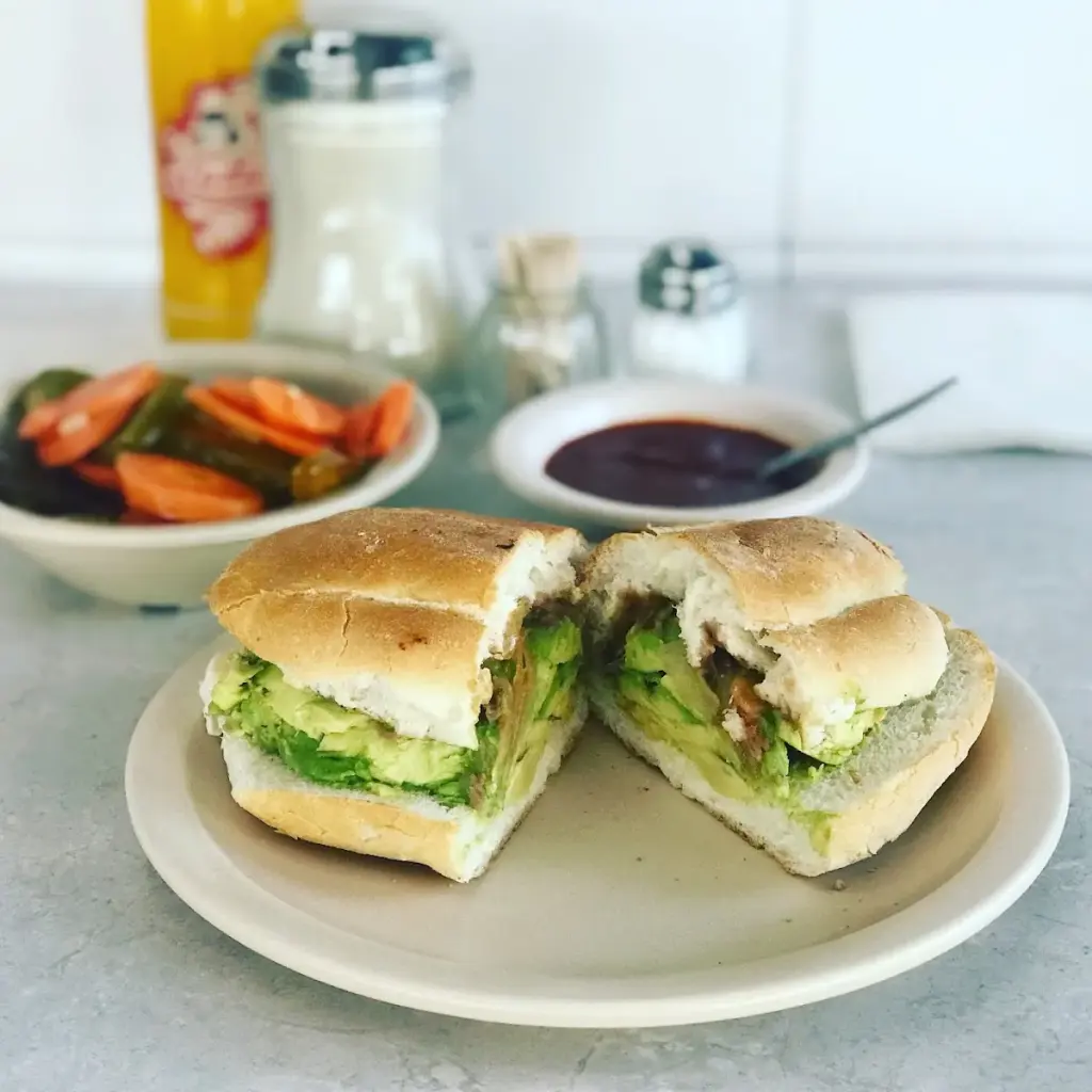 Tortas y Café La Perla