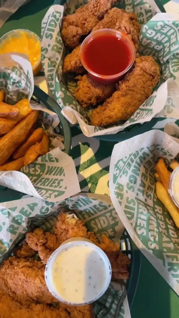 WingStop Micrópolis