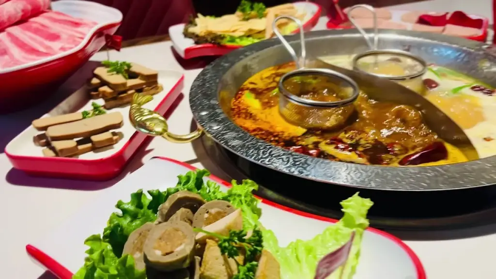 Yi Hot Pot